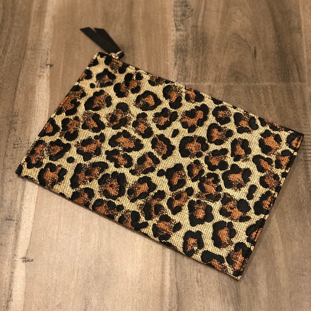 NEW Veronica Beard Leopard Clutch